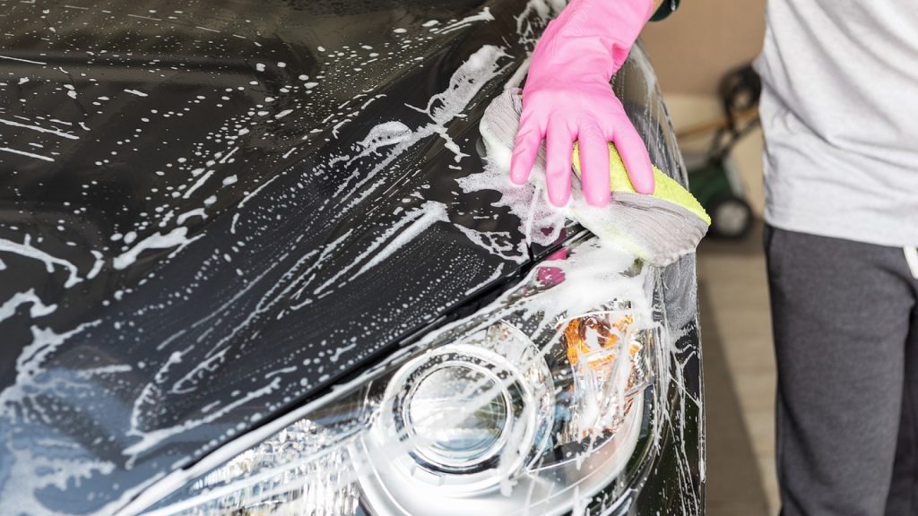 Un expert des aires de lavage est à votre disposition